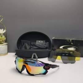 Picture of Oakley Sunglasses _SKUfw66124584fw